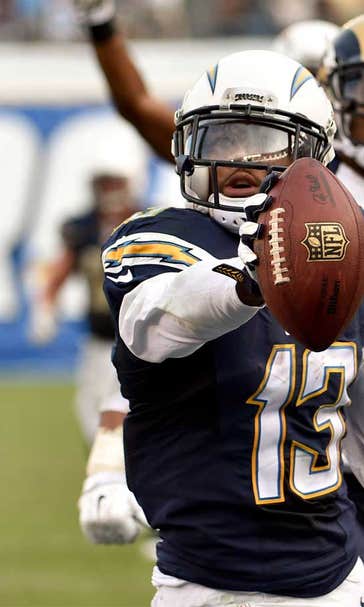 Gilchrist's interception saves Chargers' 27-24 win